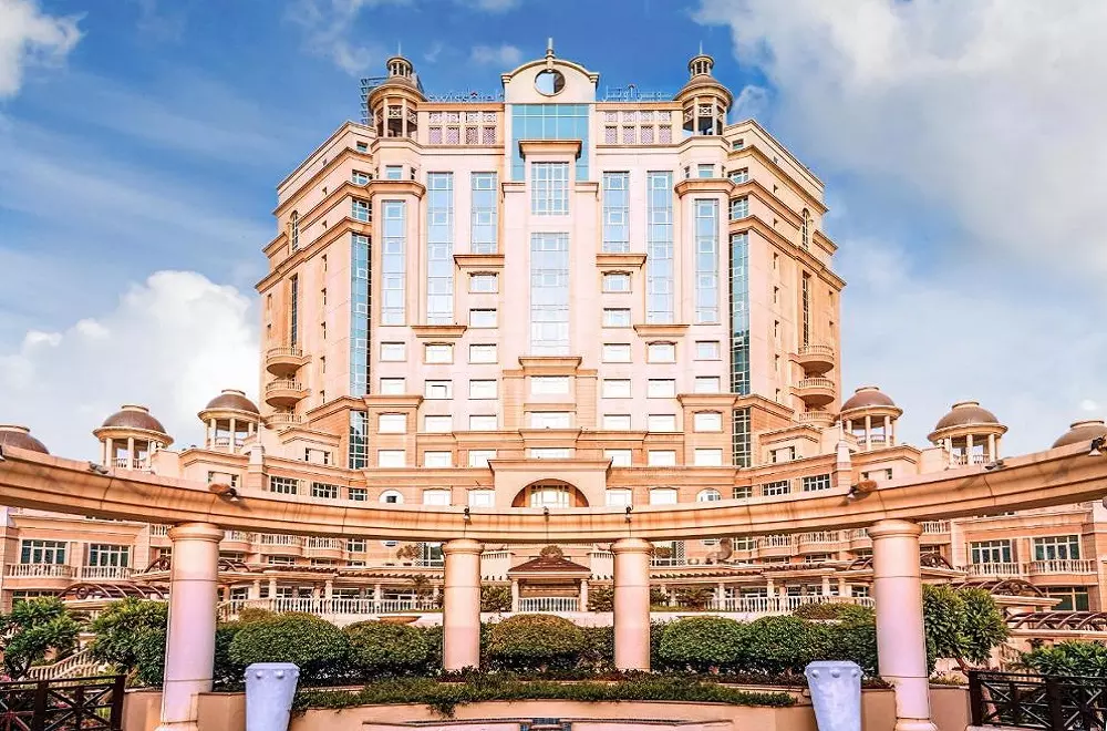 سوئیس اوتل المروج دبی ، زیما سفر